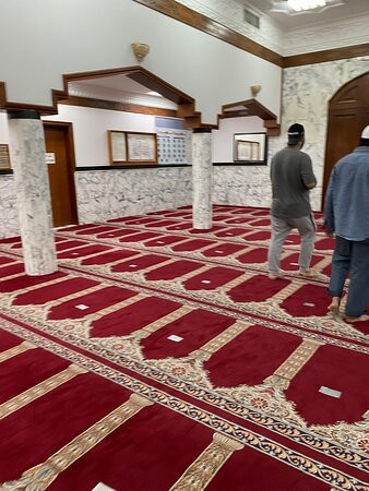 Mutlaq Al Khazam Mosque