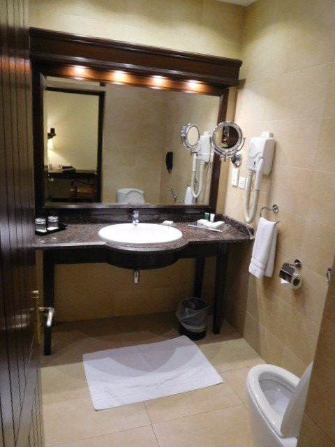 Faletti's Hotel主图