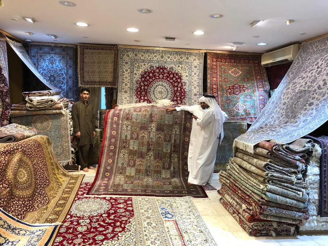 Sheba Iranian Carpets & Antiques Stores景点图片