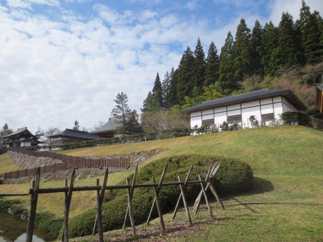 Mahoroba Karamatsu Nogakuden