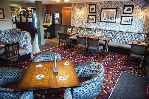 The Railway Tavern-Norton Canes必去景点