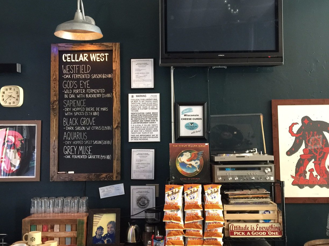 Jamestown旅游景点-Cellar West Artisan Ales