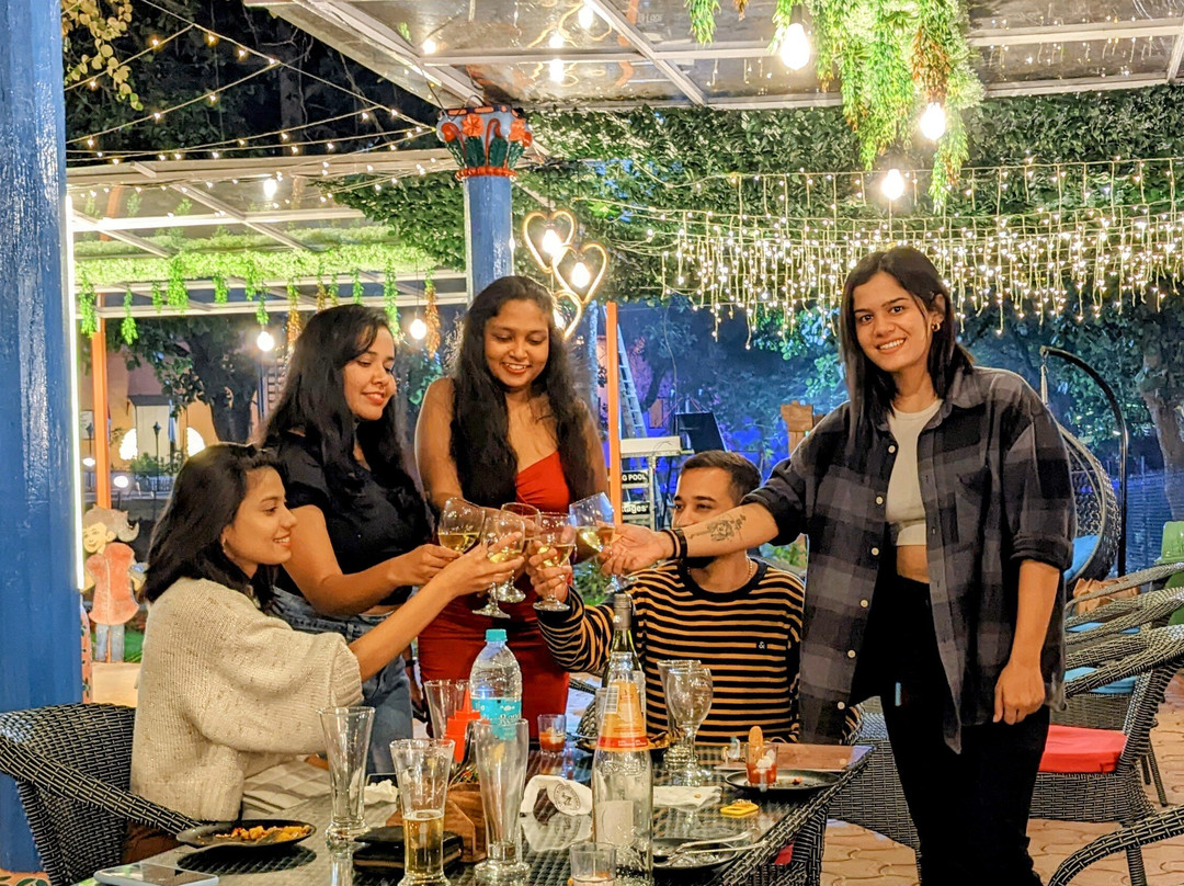 Musafir Café By The Vintage Villa