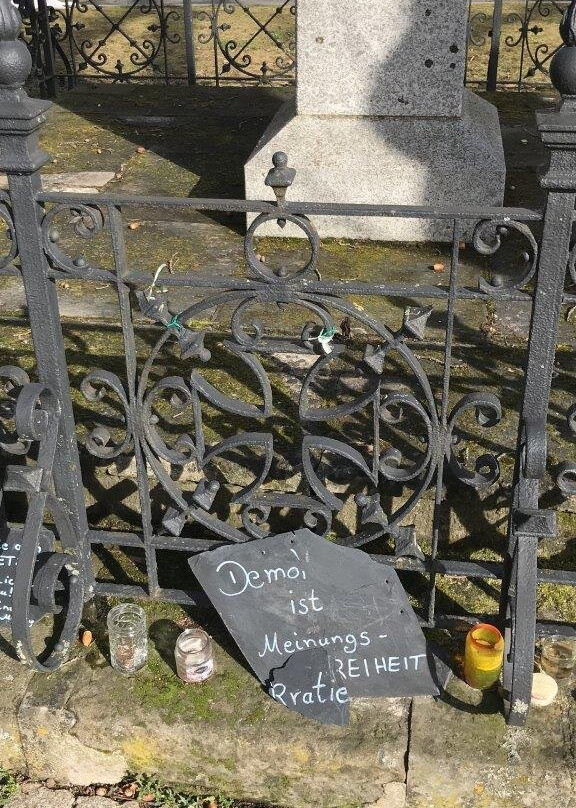 Denkmal Frieden-Oelsnitz/Vogtland必去景点