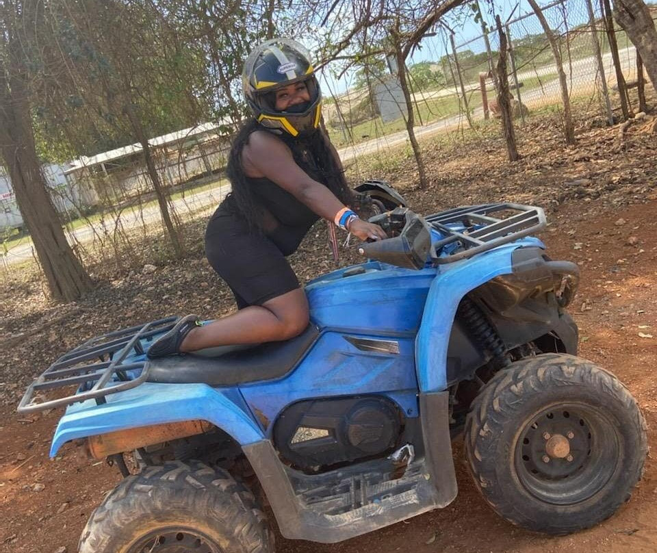 Pappi Tours JA-蒙特戈贝必去景点