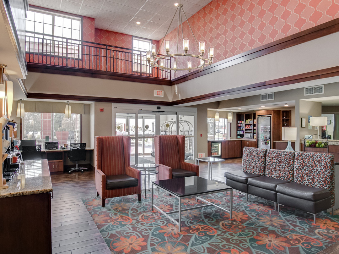 Holiday Inn Express & Suites St. Cloud by IHG主图