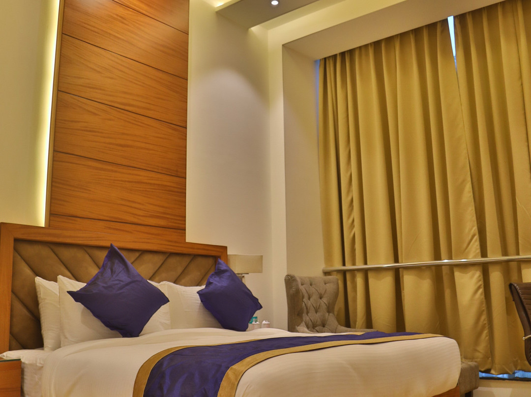 Aveo by Amatra主图