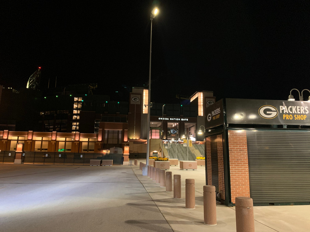 格林湾希尔顿花园酒店主图