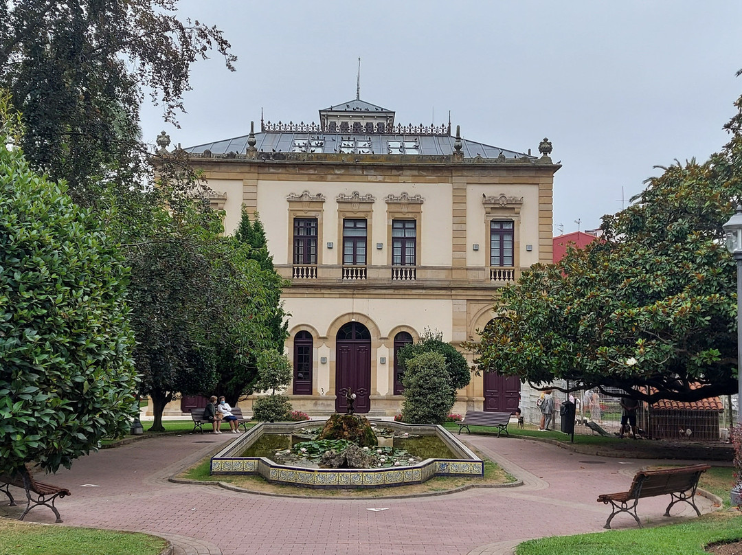 Ayuntamiento de Villaviciosa景点图片