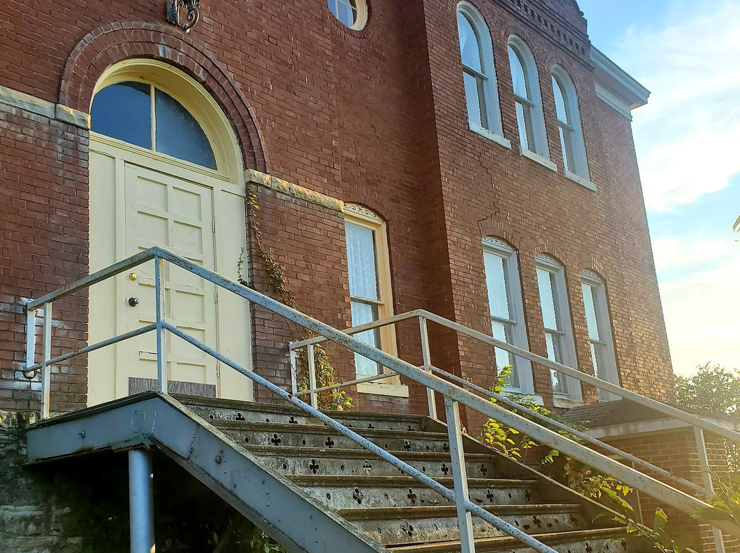 Old School on the Hill B&B主图