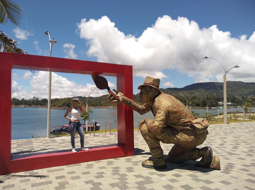 Malecon de Guatapé-Guatape必去景点
