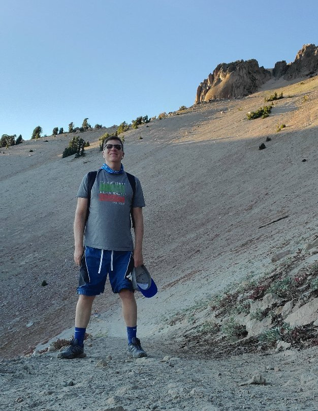 Lassen Volcanic National Park Hiking Trails景点图片