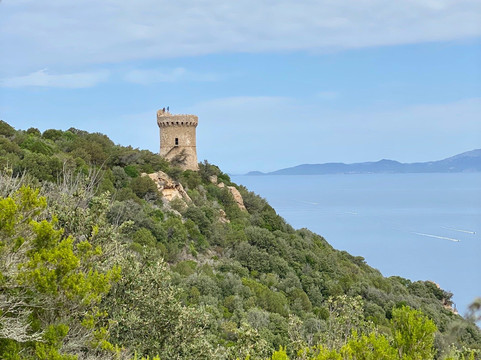 Tour de Capo Di Muro-Coti-Chiavari必去景点