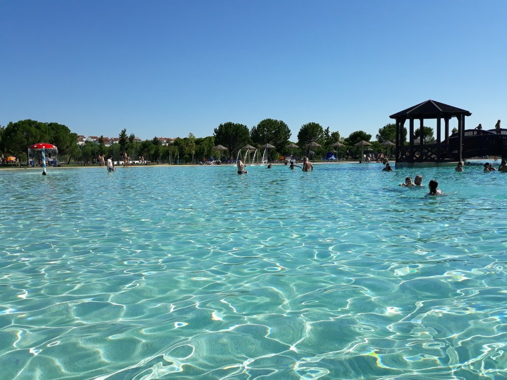 Piscina Praia景点图片