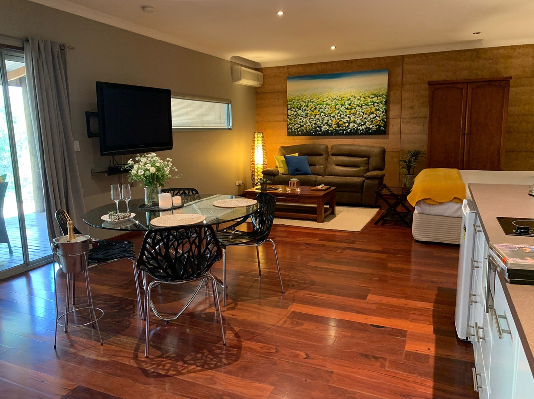 Hidden Valley Eco Lodges主图