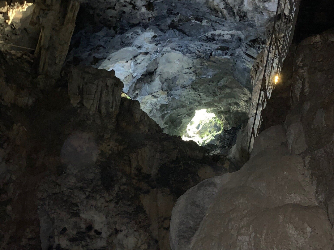 Amine-Bair-Hosar Cave (Mamontovaya)-Mramorne必去景点