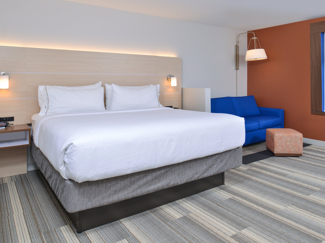 Holiday Inn Express & Suites Southgate - Detroit Area By IHG主图