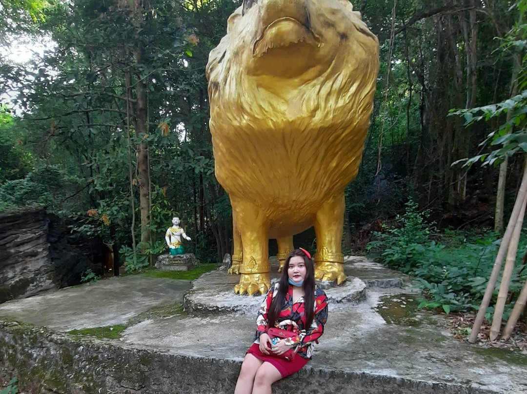 Wat Tham Saeng Phet景点图片