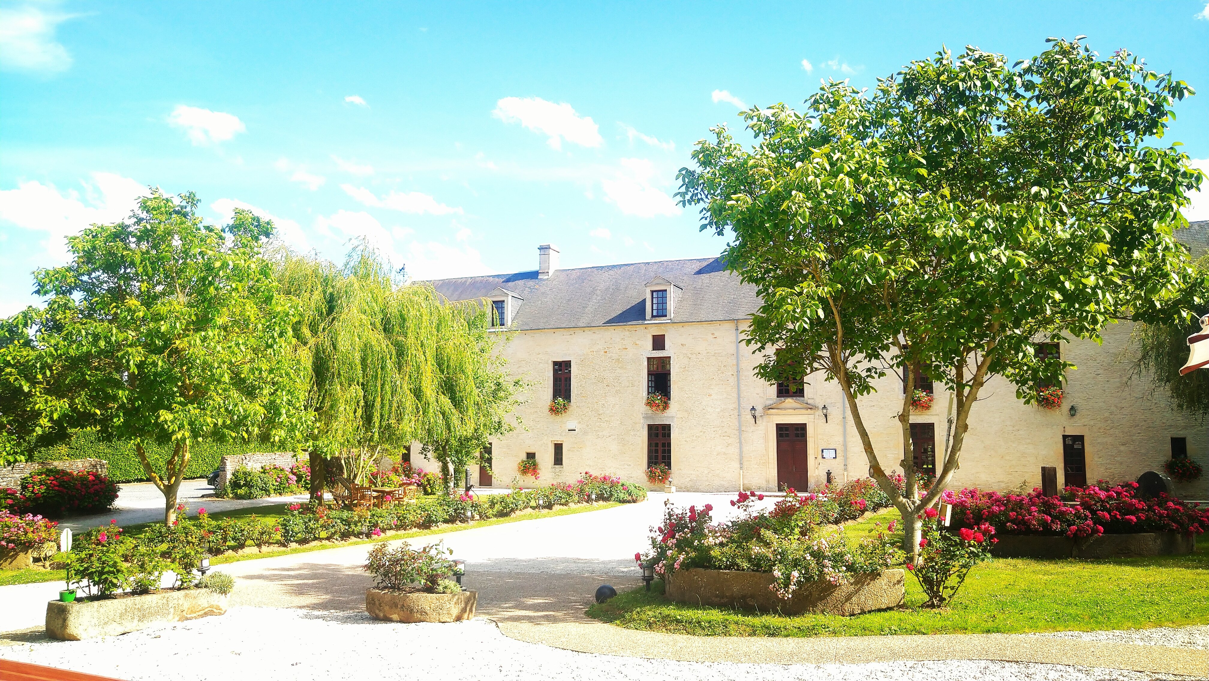 Le Manoir De Mathan-官方