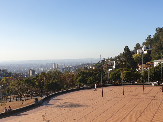 Praca do Papa-贝洛哈里桑塔必去景点