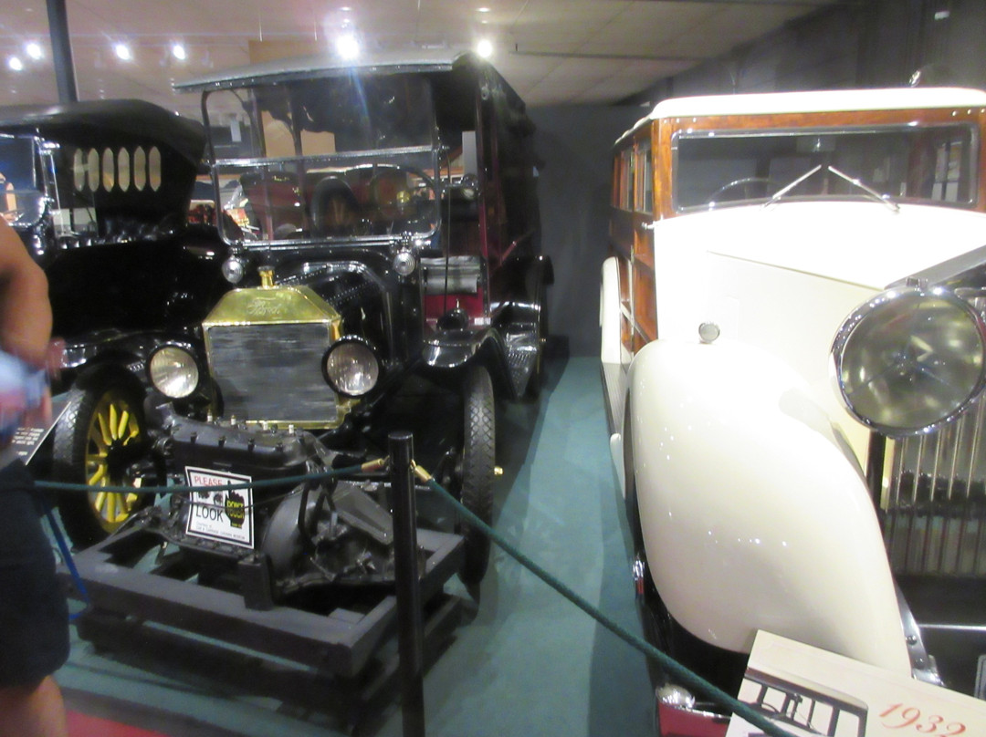 The Car and Carriage Caravan Museum景点图片