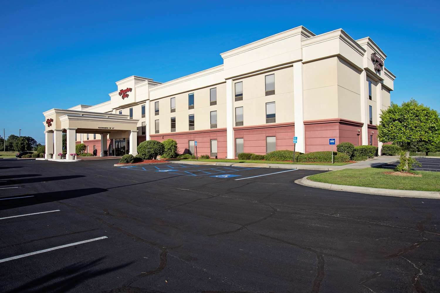 Hampton Inn Moultrie-官方