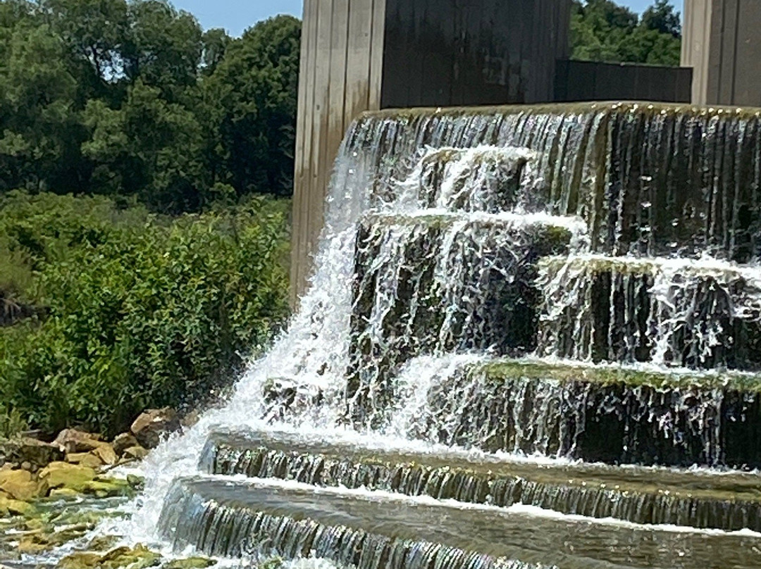 Stepping Stone Falls-弗林特必去景点