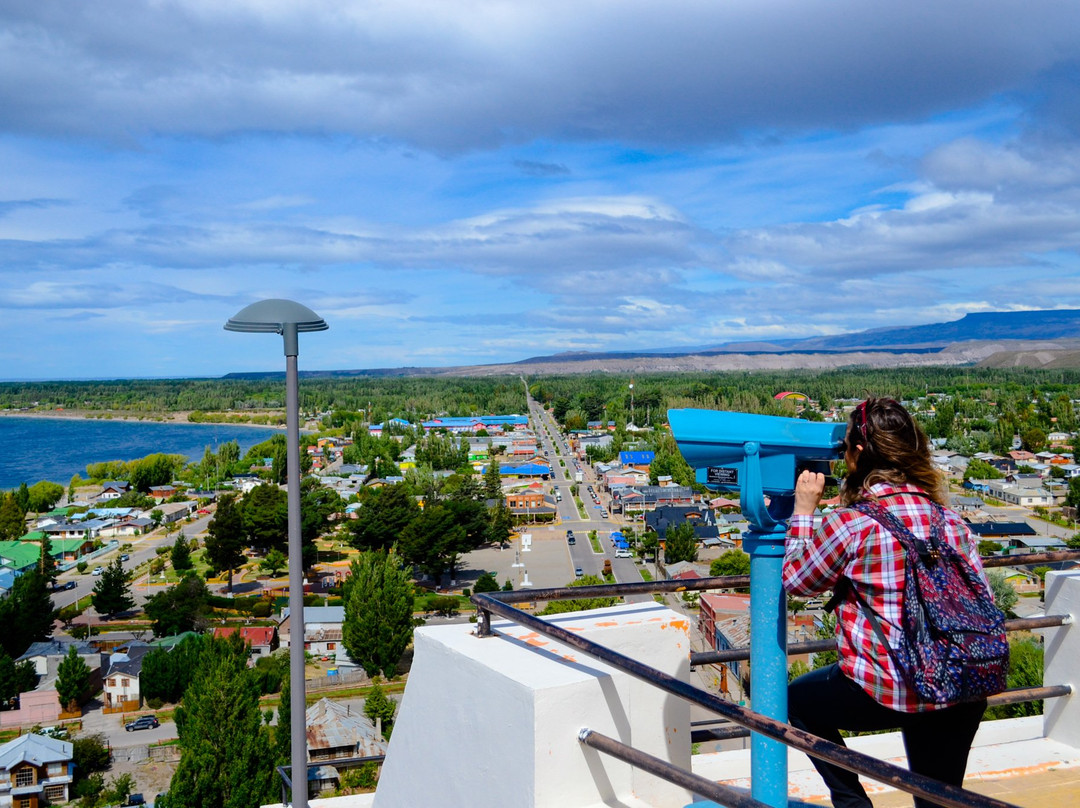 Plaza del Viento Cerro Las banderas-Chile Chico必去景点