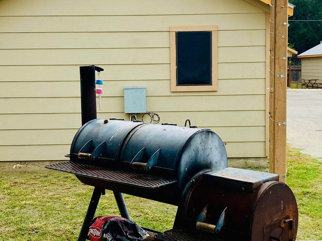 Brush Country Lodge主图