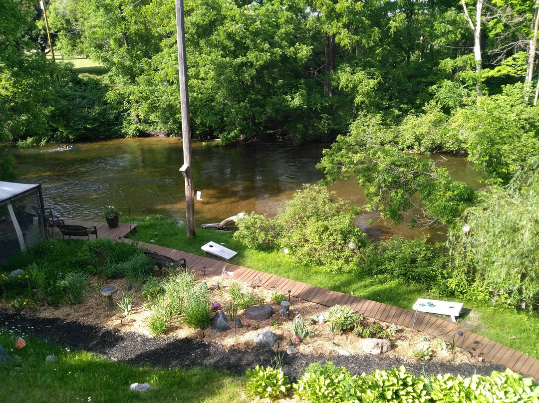 Stone Waters Inn主图