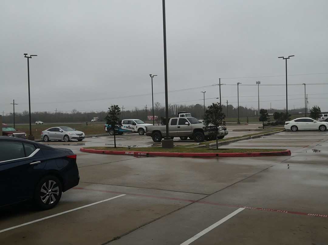 Days Inn & Suites by Wyndham Port Arthur主图