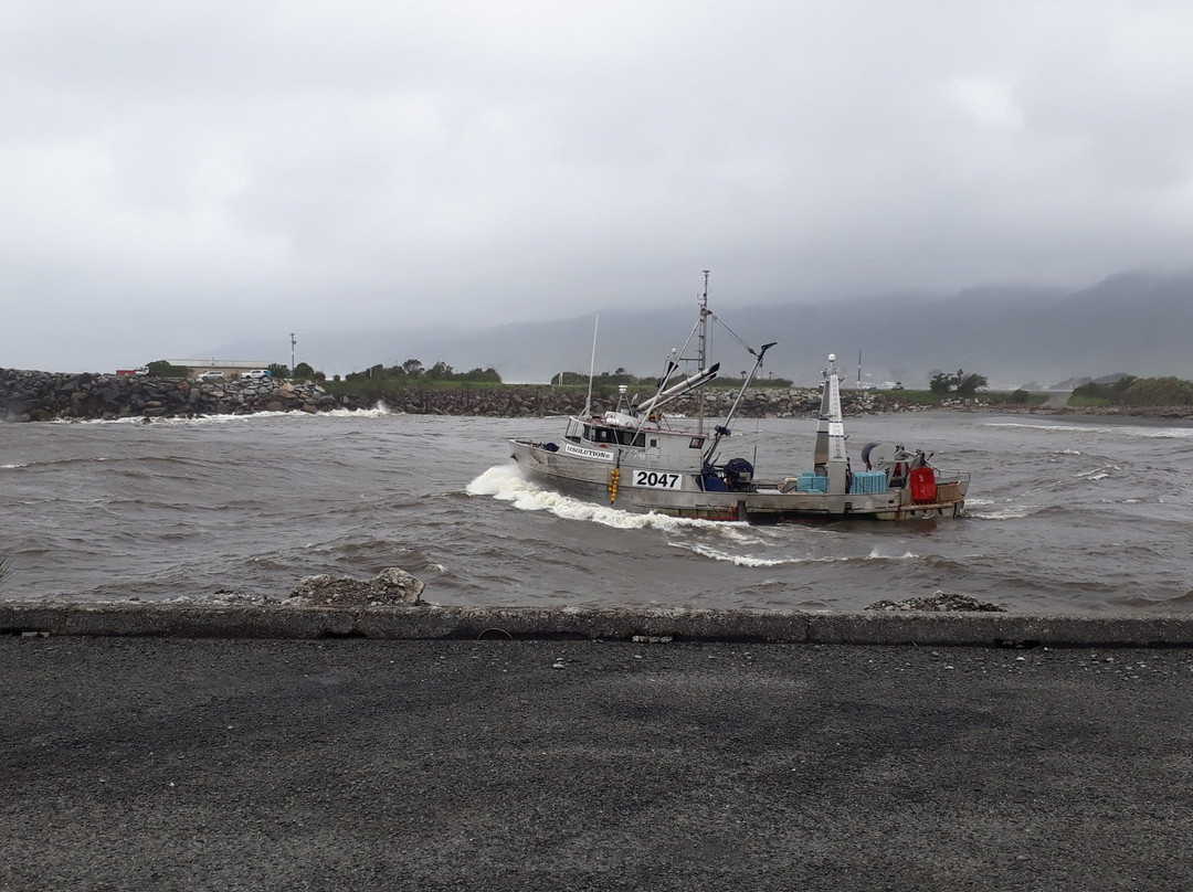Greymouth Breakwater景点图片
