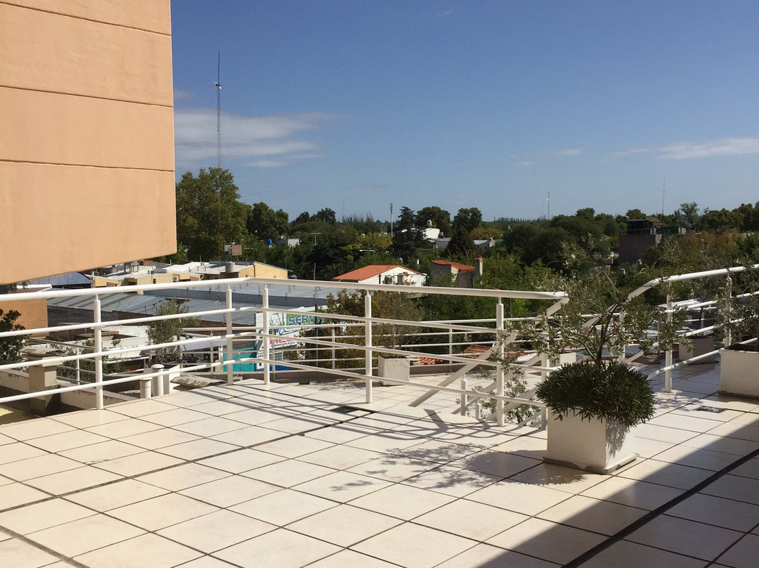 Hotel Tower Inn & Suites主图