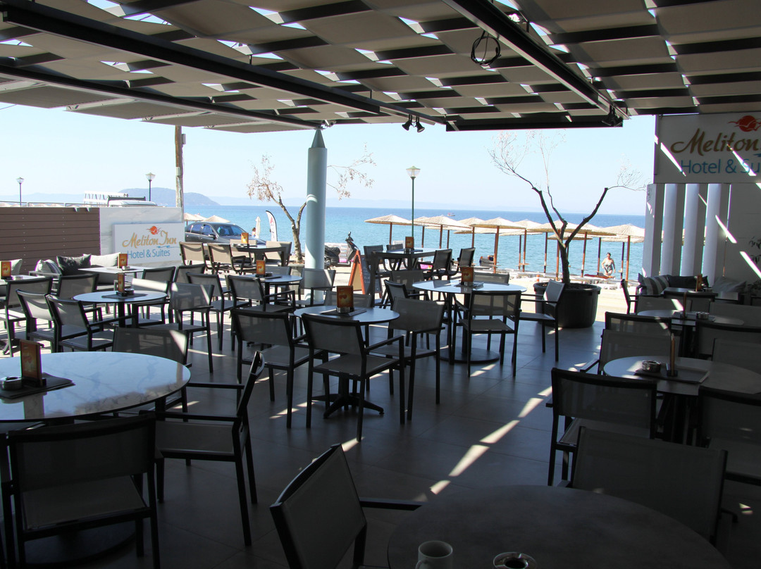 Meliton Inn Hotel & Suites主图