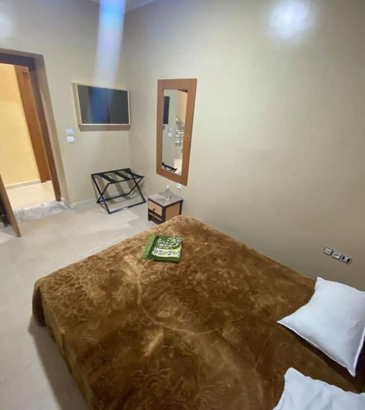 El Mourouj酒店住宿-Hotel Edhiafa