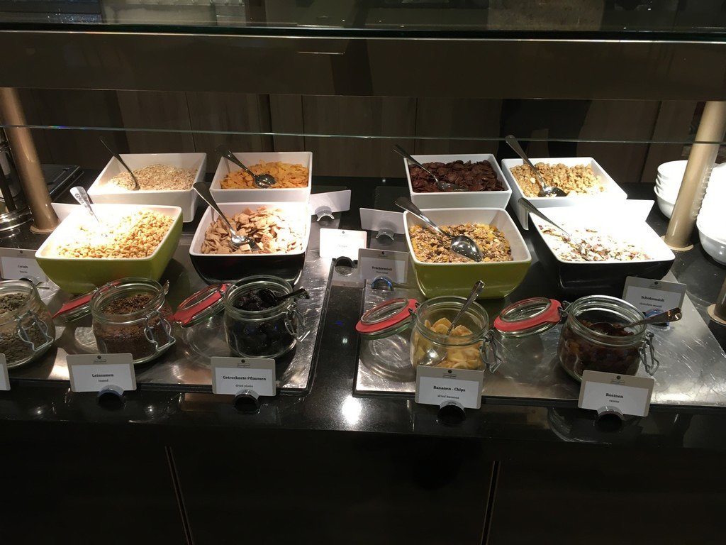 国敦酒店-餐饮