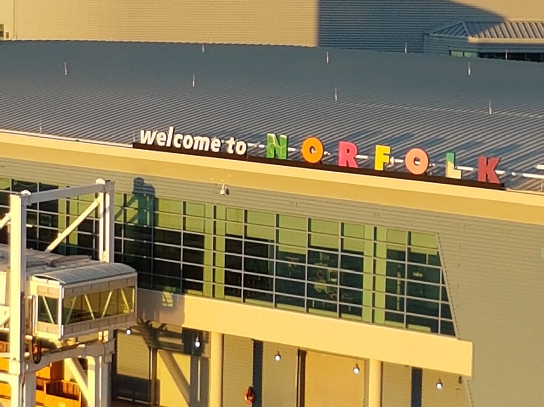 Norfolk Premium Outlets-诺福克必去景点