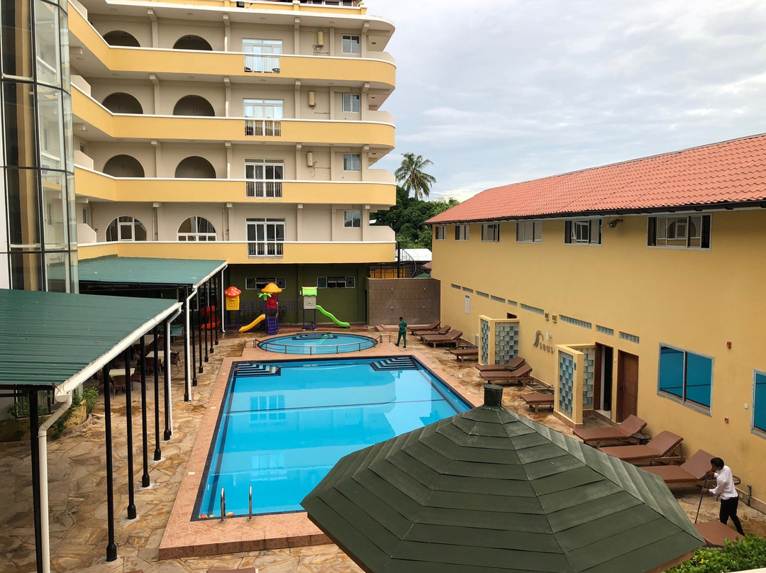 Seascape Hotel and Conference Centre主图