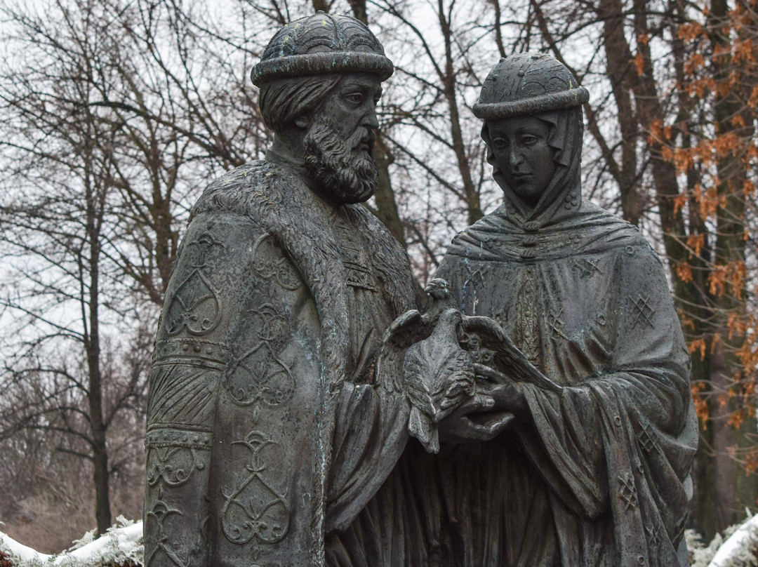 Monument to St. Peter and Fevronia景点图片