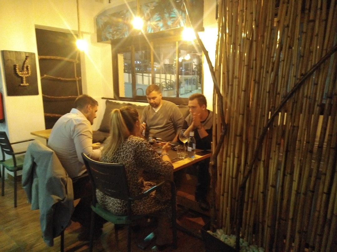 Plaza De La Nogalera-托雷莫里诺斯必去景点