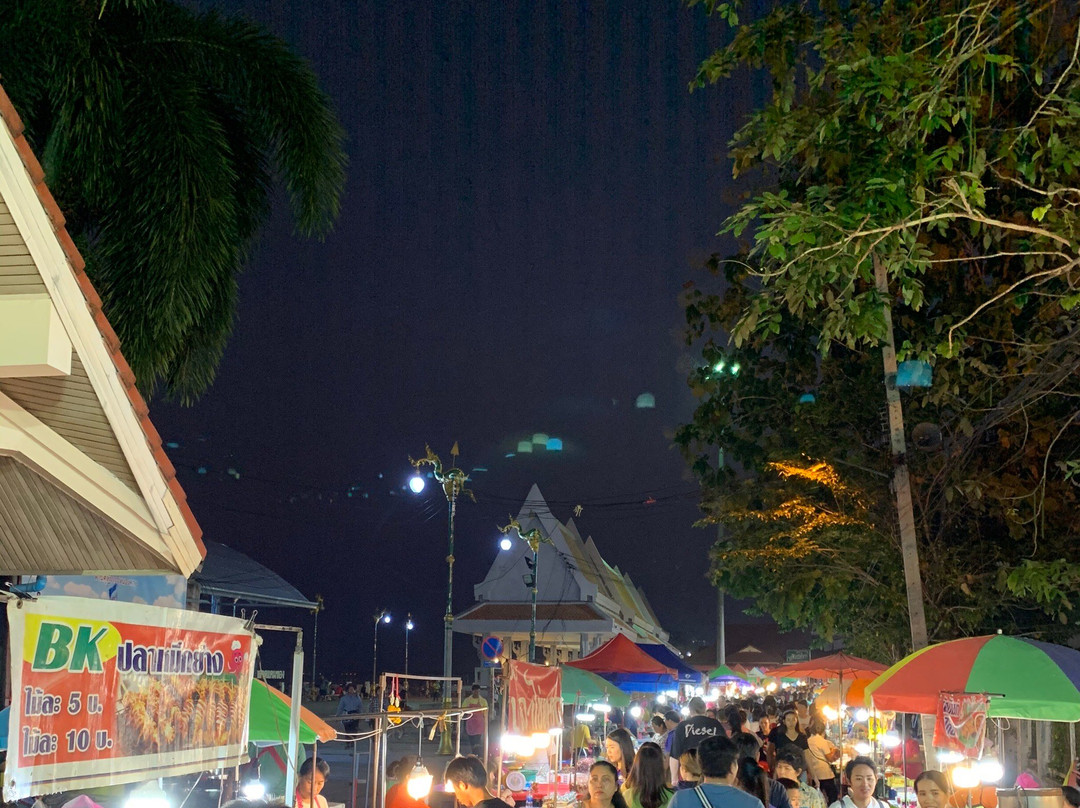 Tha Sadet Market-廊开必去景点