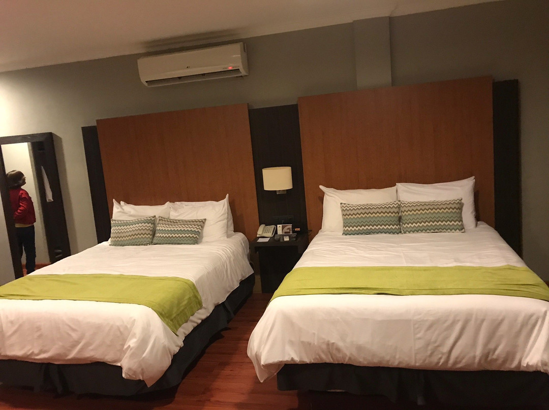 Aranjuez Hotel and Suites主图