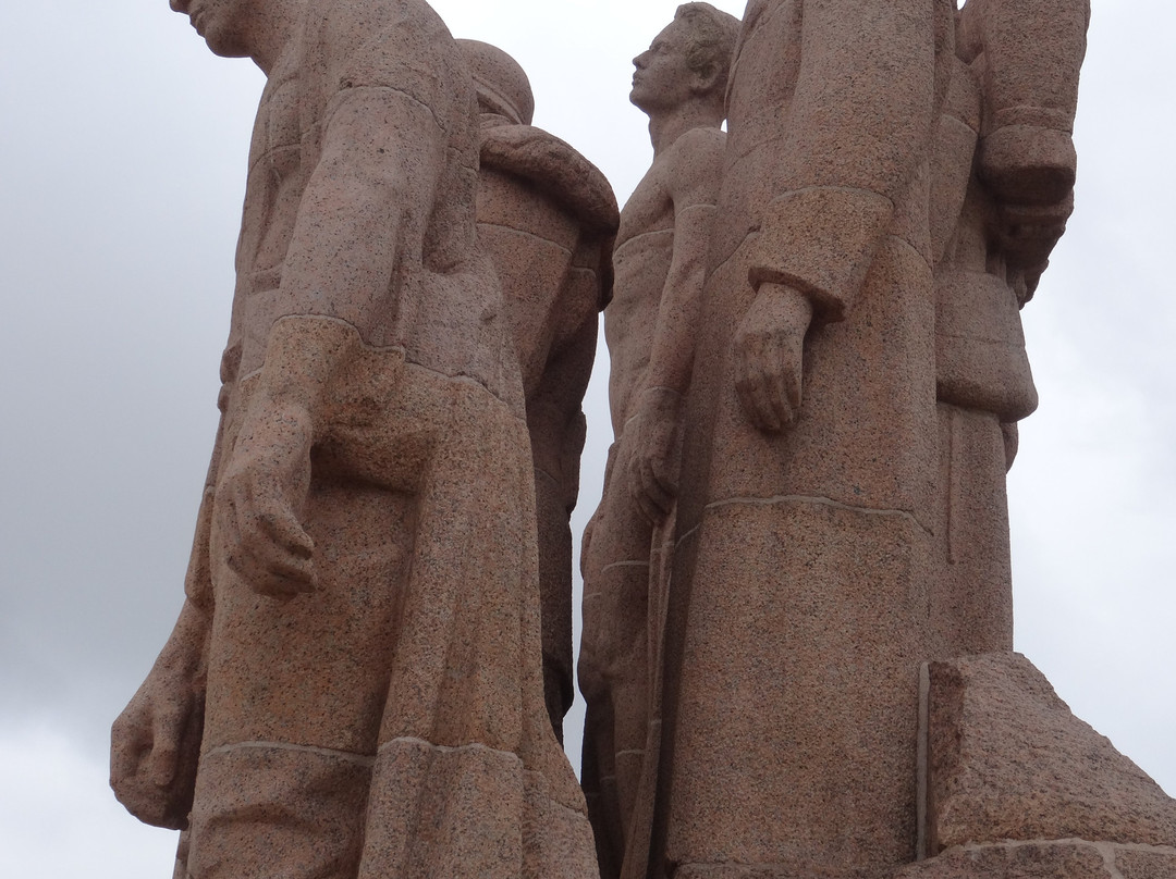 Butte de Chalmont景点图片