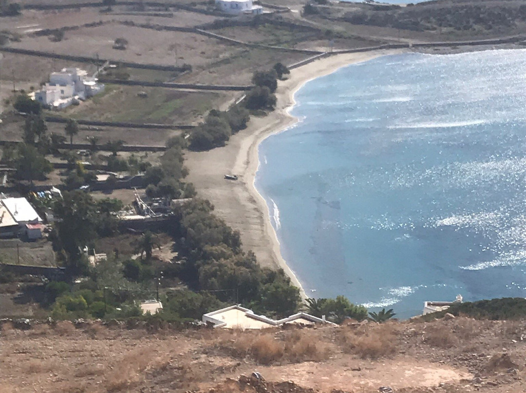 Tsigouri Beach-Schinoussa必去景点