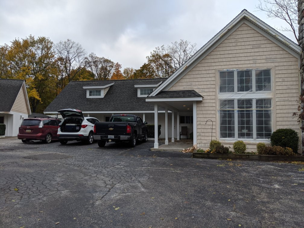 Captains Quarters Motel主图