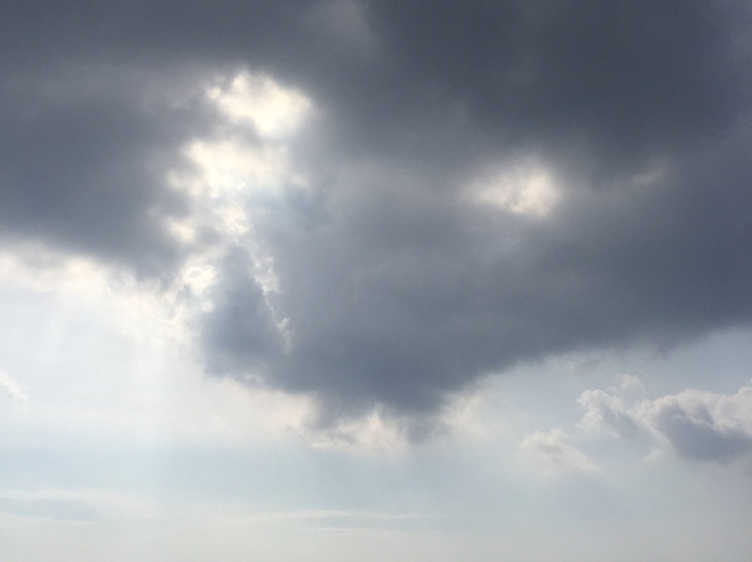 Yiannades Beach景点图片