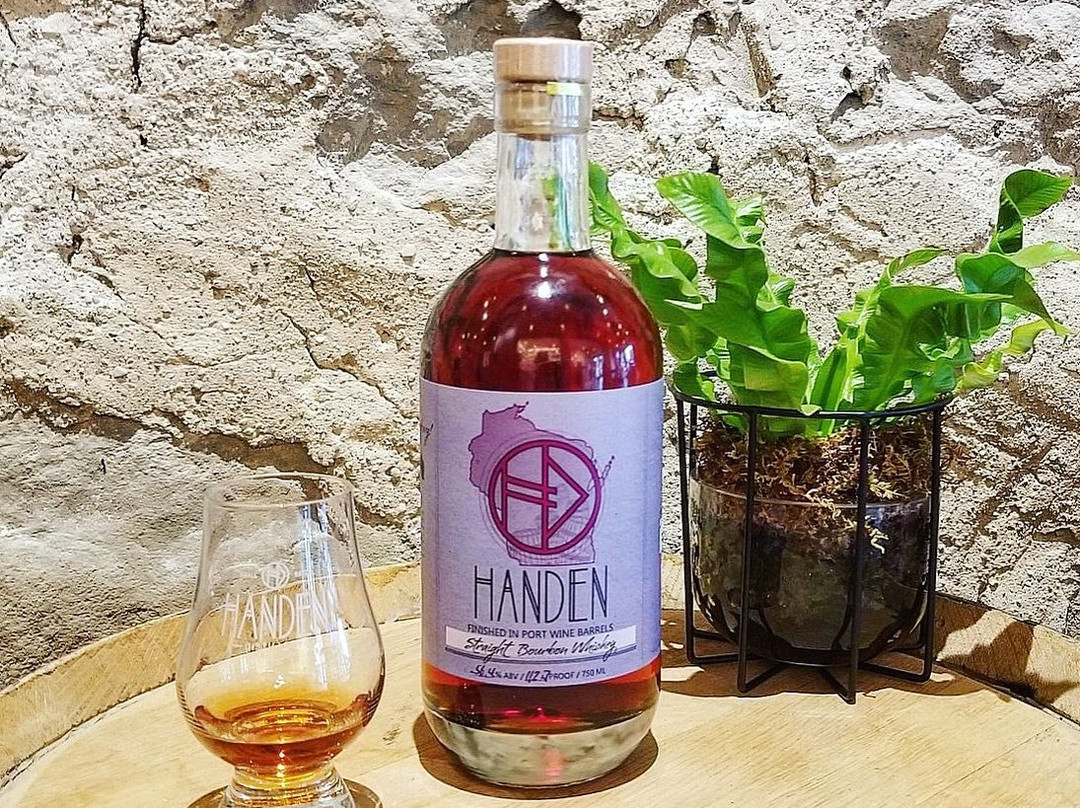 Handen Distillery景点图片