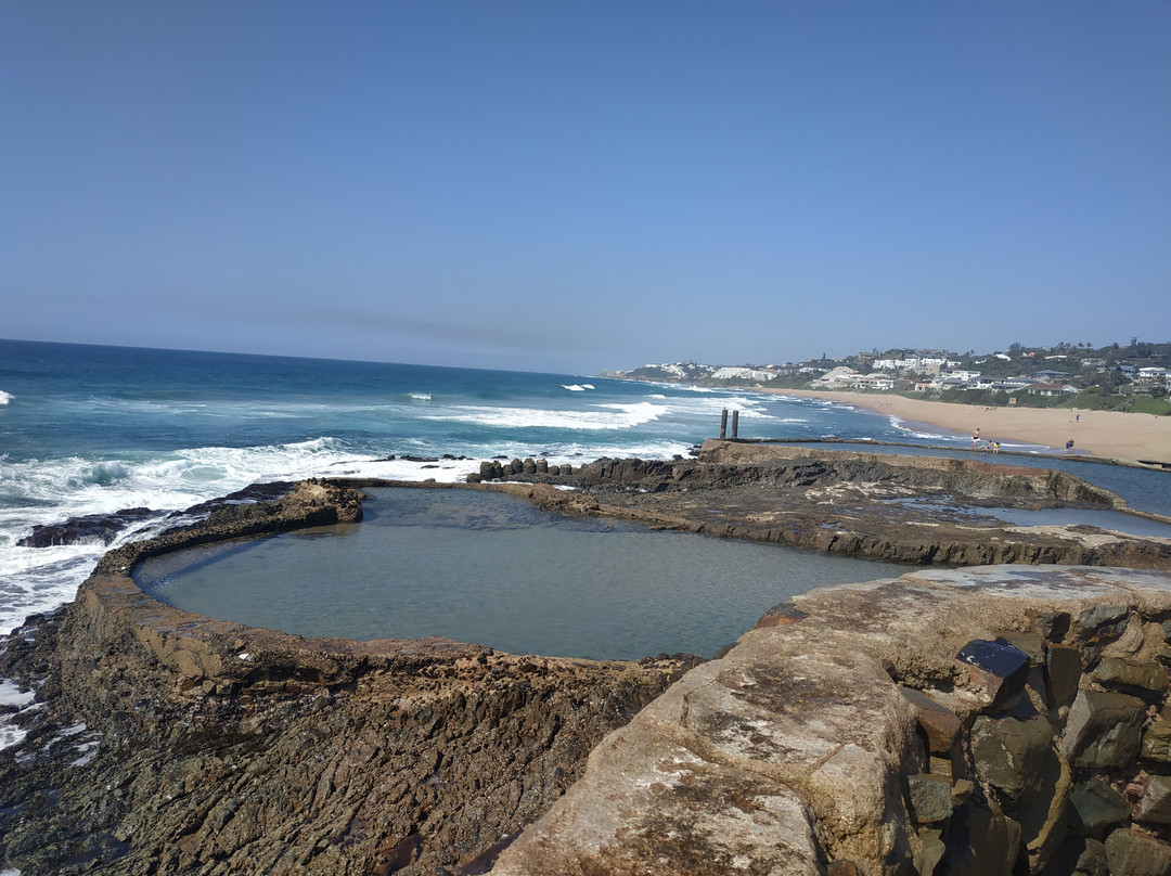 Salt Rock Beach景点图片