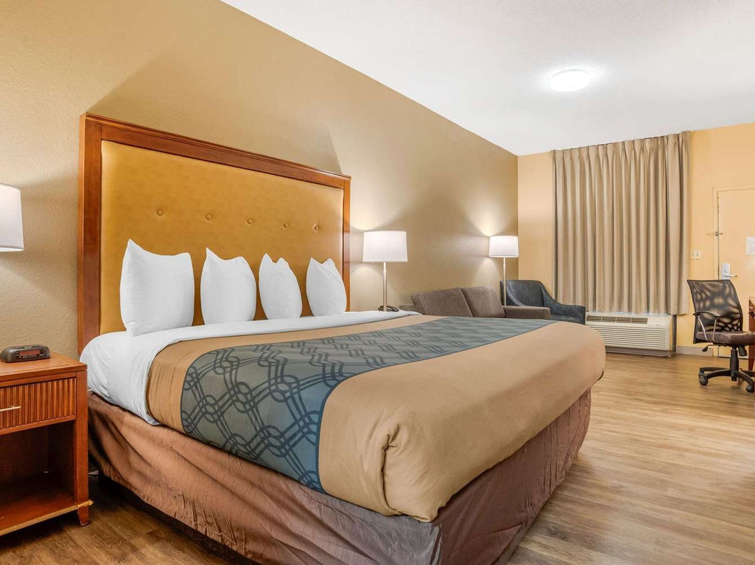 Econo Lodge Inn & Suites Foley-North Gulf Shores主图