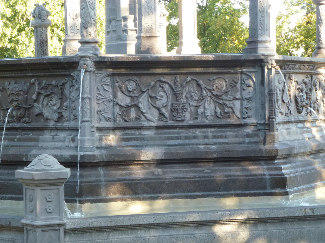 Fontaine D' Amboise景点图片